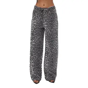 Women's Leopard Print Straight Jeans It's Basic