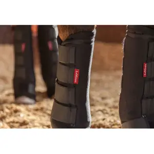 Stable boots for horses LeMieux image-1