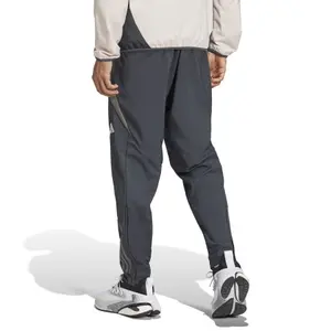 Pantalón de chándal prematch Real Madrid 2024/25 image-4