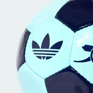 Third Football Arsenal Club image-2