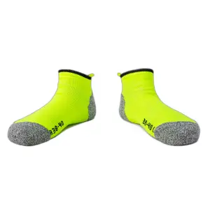 Socken Izas Oseja image-1