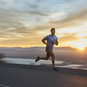 Camiseta Mizuno RB Core Graphic image-2