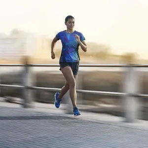 T-shirt Mizuno Aero graphic image-2