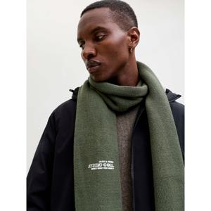 Szydełkowany szal Jack & Jones image-4