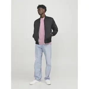 Camiseta Jack & Jones Star image-2