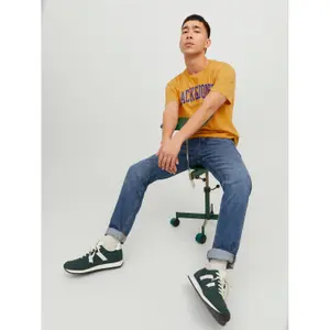 T-Shirt mit Rundhalsausschnitt Jack & Jones Josh image-3