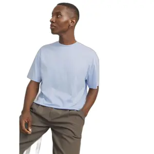 T-shirt a girocollo Jack & Jones Ebradley image-3