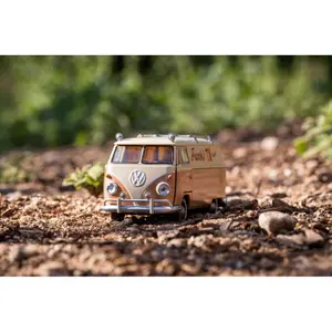 1967 vehicle replica collectible figurine Jada Toys Transformers 1967 VW Bus T7 Wheeljack image-2