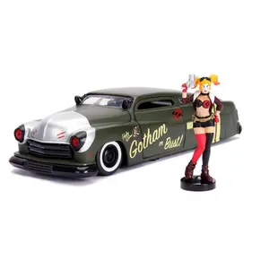 Harley Quinn metal figurine Jada Toys DC Bombshells Hollywood Rides 1951 Mercury Harley Quinn image-0