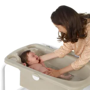 Foldable bath changing table Jané Flip image-3