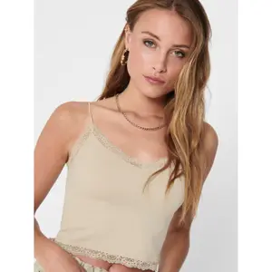 Débardeur crop en dentelle femme JDY Vicky image-3