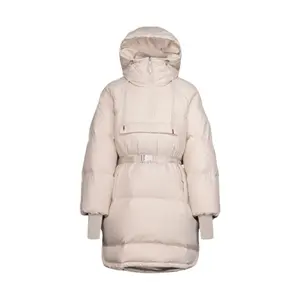 220807-sandd-lange-daunenjacke-damen-johaug-poncho-2-0-light-beige