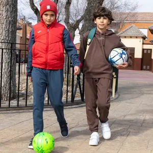 Sleeveless jacket for children Joma Park image-5