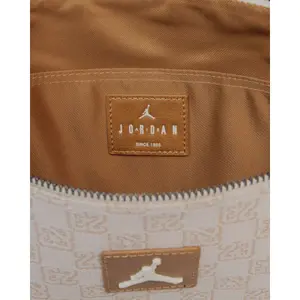 Pouch Jordan Monogram image-3