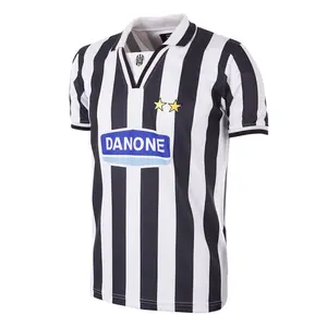 Home jersey Copa Juventus Turin 1994/95 image-0
