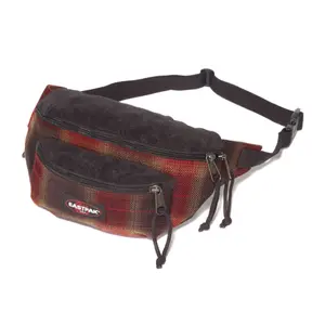 Bananpose Eastpak Doggy Bag image-0