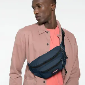 Bananpose Eastpak Doggy Bag image-4