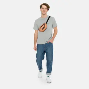 Bananpose Eastpak Springer image-5