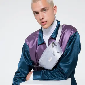 Bananpose Eastpak Springer image-4