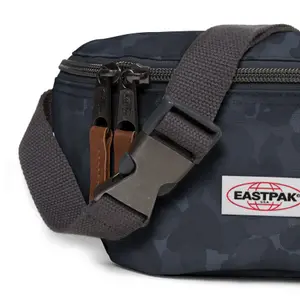 Banan Eastpak Springer image-3