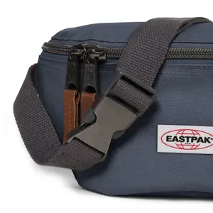 Banaan Eastpak Springer image-3