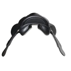 Dressage saddle for horses Karlslund Fjöður 73° image-1