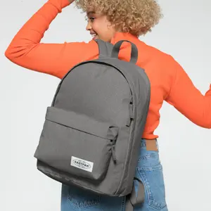 Mochila Eastpak Out Of Office image-6