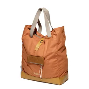 Sac bandoulière Eastpak Shopper image-0