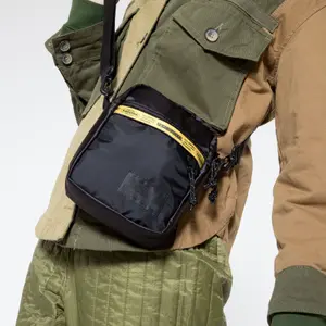 Umhängetasche Eastpak One image-6