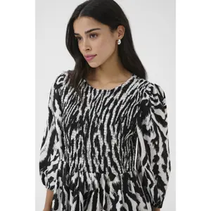 Women's smocked dress KAFFE KAhanna image-5