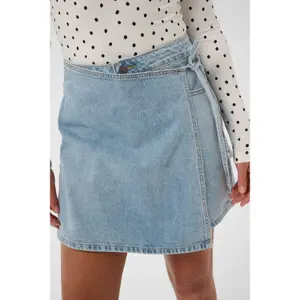 Jupe-short femme KAFFE Kajordi image-3