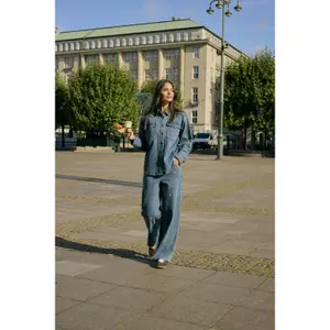 Women's Long Sleeve Denim Shirt KAFFE KACastelia image-1