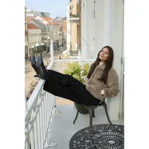 Women's faux fur jacket KAFFE Rosa image-4