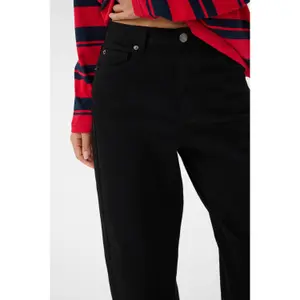 Women's Barrel Jeans KAFFE Andrea image-3