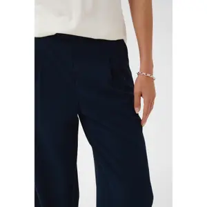Women's Trousers KAFFE Naomi image-3