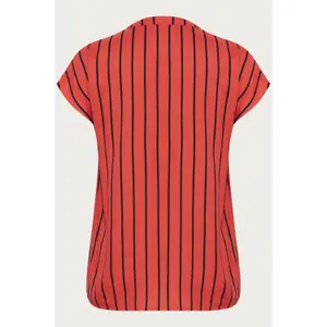 Blusa de mujer KAFFE Curve Sida Wing image-4