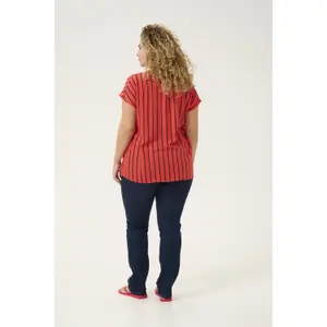 Blusa de mujer KAFFE Curve Sida Wing image-5