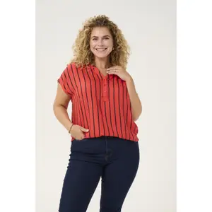 Blusa de mujer KAFFE Curve Sida Wing image-1