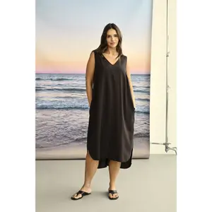 Vestido sin mangas KAFFE Curve Mille image-1