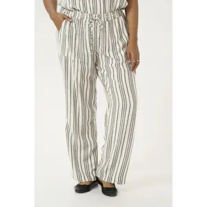 Calças de mulher KAFFE Curve Mille image-5