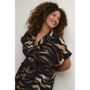 Kjole til kvinder KAFFE Curve Lana image-5