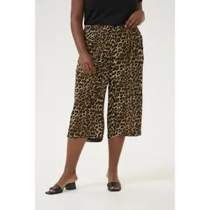 Women's Trousers KAFFE Curve KCAmi image-3