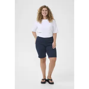 Γυναικείες μπέρμουντας KAFFE Curve Jenna image-1