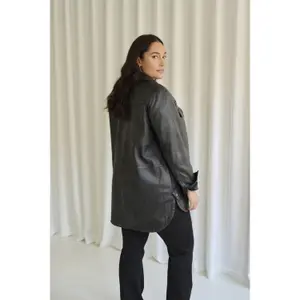 Leather jacket woman KAFFE Curve KCJanet image-6