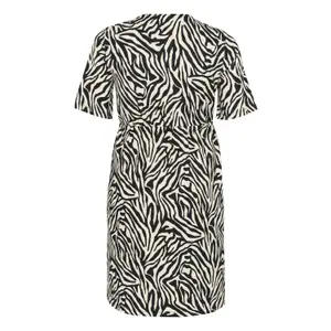 Women's dress KAFFE Curve Herdis image-3