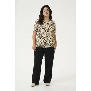 Women's short sleeve sweater KAFFE Curve Lizzy image-1
