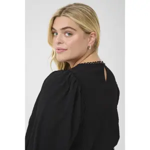Women's blouse KAFFE Curve Alvina image-5