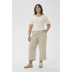 Women's cropped Trousers KAFFE Curve Mille image-2
