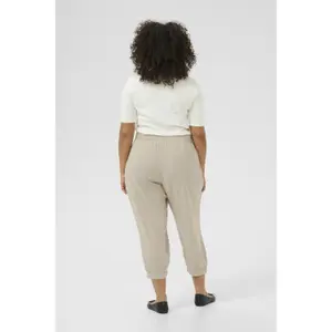 Pantaloni capri da donna KAFFE Curve Mille image-4