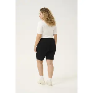 Women's shorts KAFFE Curve Annita image-5